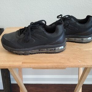 Sleek Black Men's Athletic Shoes